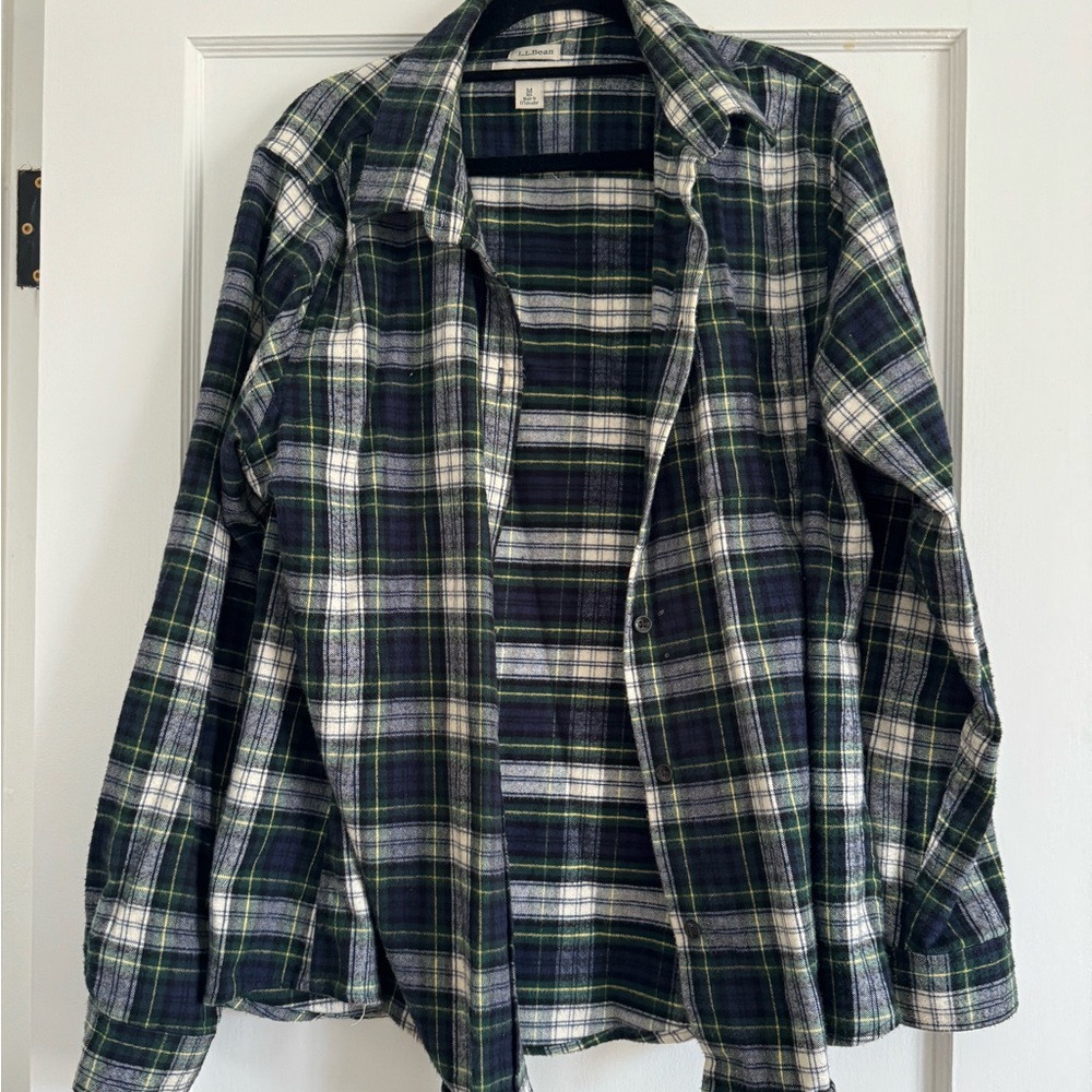 LL Bean flannel, relaxed fit, women’s size medium